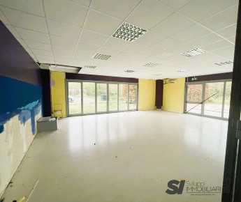 Foto Capannone industriale a Gattinara di 750 m² in vendita