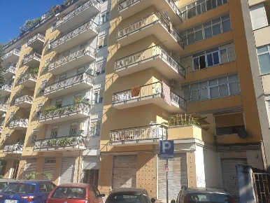 Foto Magazzino in via Gaspare Stampa 3, Palermo di 257 m² con 1 locali