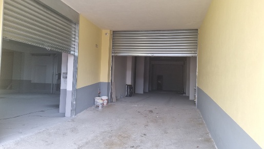 Foto Magazzino in via variante est, Manocalzati di 450 m² in vendita