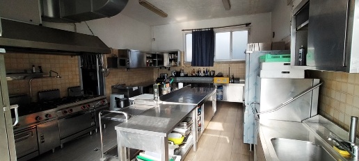 Foto Attività commerciale a Altopascio di 355 m² in affitto