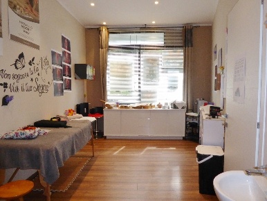 Foto Negozio in Via Al Castello 25, Acqui Terme di 40 m² con 2 locali
