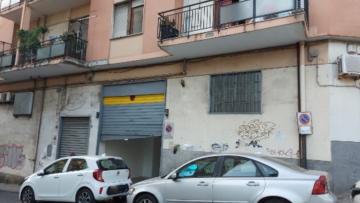 Foto Negozio in via san giovanni bosco 34, Salerno di 120 m² con 1 locali