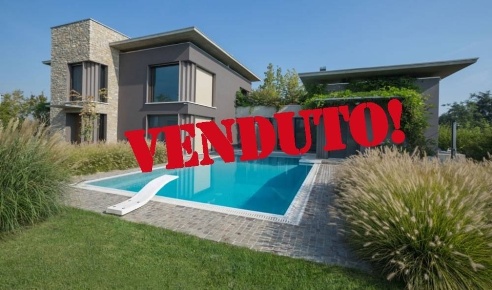 Foto Terreno edificabile in corso Cortemilia, Alba di 1300 m² in vendita