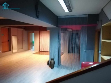 Foto Negozio in via Vasto s.n.c, Avellino di 230 m² in affitto