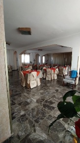 Foto Attività commerciale in Via Ripamonti 6, Ugento in vendita