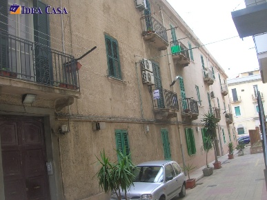 Foto Ufficio in Via Pancaldi is. 374, Messina di 105 m² con 3 locali