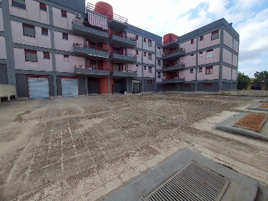 Foto Magazzino a Ruvo di Puglia di 700 m² con 1 locali in vendita