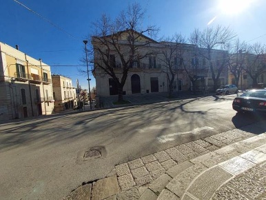 Foto Negozio a Ruvo di Puglia di 70 m² con 1 locali in affitto