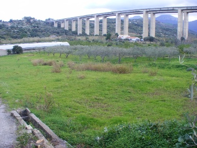 Foto Terreno agricolo in via Molino, Campofelice di Roccella di 3765 m²