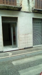 Foto Negozio in via Trieste e trento 10, Sant'Antimo di 30 m² in affitto