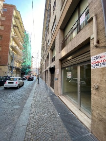 Foto Negozio in Via Nappi, Avellino di 150 m² in vendita