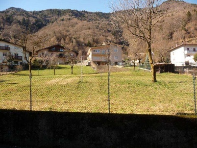 Foto Terreno edificabile a Storo di 1310 m² in vendita