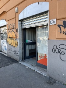 Foto Negozio in Via Pellegrino Matteucci 136, Roma di 40 m² in affitto