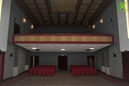 Foto Negozio in via Giovanni Bagaini, Varese di 600 m² con 4 locali
