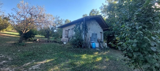 Foto Terreno agricolo in via abbate 15, Castagnole delle Lanze in vendita