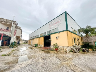 Foto Capannone industriale in Viale Papa Giovanni XXIII, Partanna di 600 m²