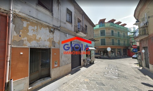 Foto Negozio in VIA ELENA 6, Mondragone di 20 m² in vendita