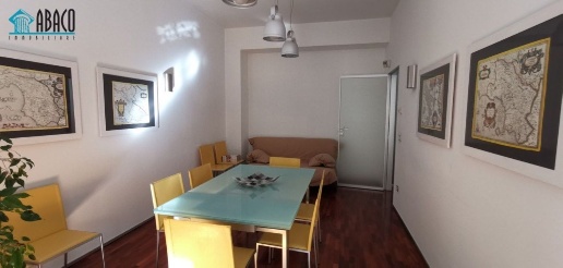 Foto Ufficio in via Michele Pironti, Avellino di 120 m² in vendita