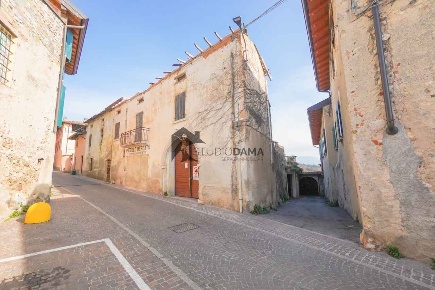 Foto Rustico in Aldo merler, Puegnago del Garda Raffa di 341 m² in vendita