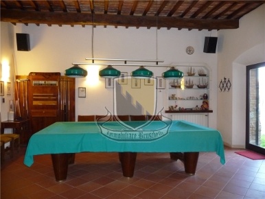 Foto Rustico in AMPUGNANO, Sovicille di 410 m² con 10 locali in vendita