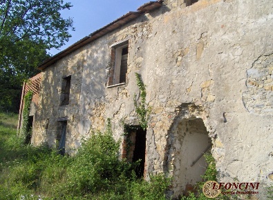 Foto Rustico in via irola, Villafranca in Lunigiana di 600 m² con 10 locali
