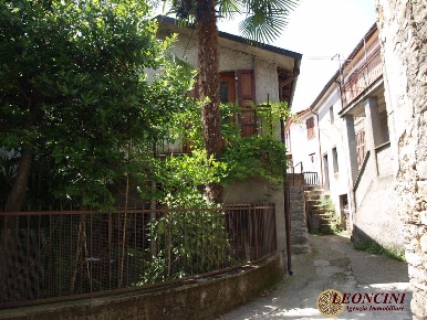 Foto Rustico in Via Lusana, Bagnone di 55 m² con 4 locali in vendita