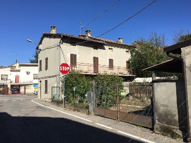 Foto Rustico a Casei Gerola Casei di 140 m² con 5 locali in vendita