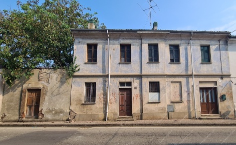 Foto Rustico in Via M. A. Corti, Gambarana Centro di 140 m² con 4 locali