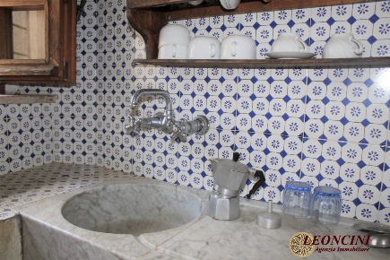 Foto Rustico in Via Agnetta, Bagnone di 55 m² con 5 locali in vendita
