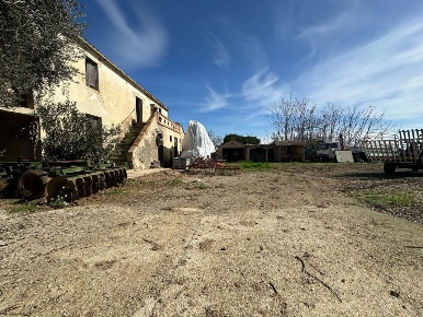 Foto Rustico in Via Della Stazione, Mosciano Sant'Angelo Centro di 175 m²