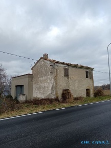 Foto Rustico in Via Casinella, Tavoleto Centro di 200 m² con 5 locali
