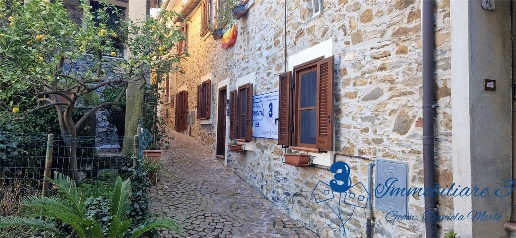 Foto Rustico a Garlenda Villafranca di 46 m² con 2 locali in vendita