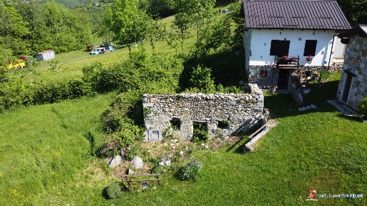 Foto Rustico in Località Naione, Edolo di 160 m² con 2 locali in vendita