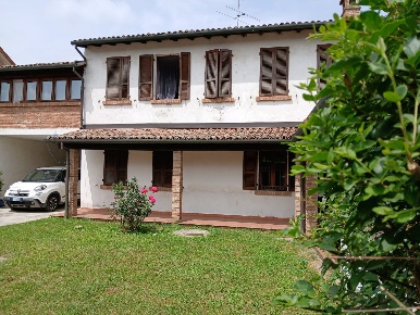 Foto Rustico a Isola Sant'Antonio Centro di 160 m² con 4 locali in vendita
