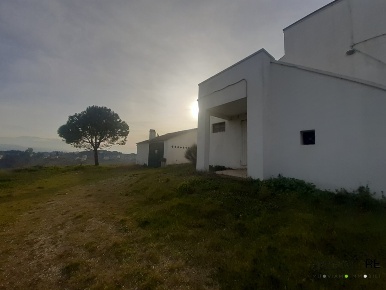 Foto Rustico a Spoltore di 120 m² con 10 locali in vendita