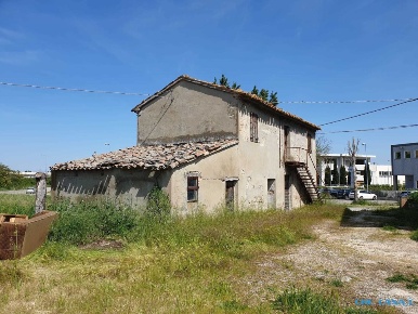 Foto Rustico in Via Provinciale Conca, San Clemente di 200 m² con 4 locali