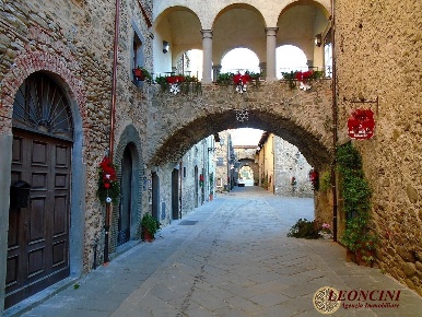 Foto Rustico in borgo ebrei, Villafranca in Lunigiana Centro di 60 m²