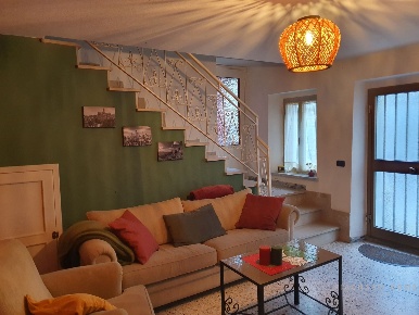 Foto Rustico a Zeri di 125 m² con 4 locali in vendita