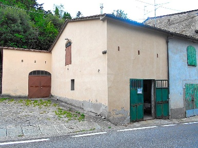 Foto Rustico in via Bolognese, Pistoia di 70 m² con 2 locali in vendita