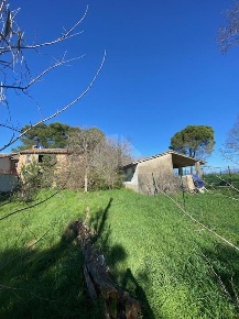 Foto Rustico in Vocabolo Cappella Di Badiola, Perugia di 300 m² in vendita
