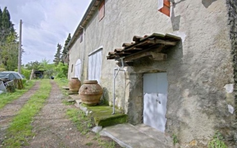 Foto Rustico in Via Umberto Terracini, Rignano sull'Arno Troghi di 260 m²