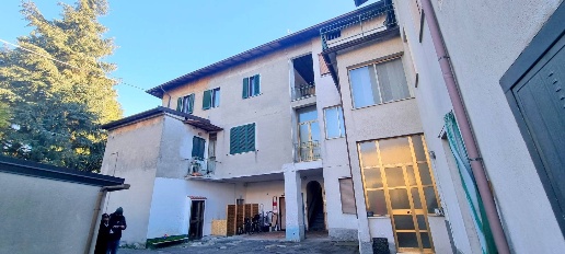Foto Rustico in via puccini, Ponte San Pietro di 94 m² con 3 locali