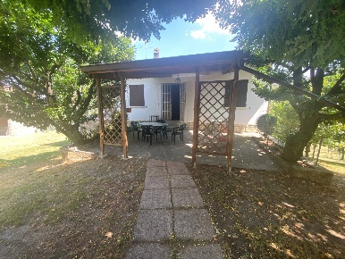 Foto Rustico in via valle olio, Serramazzoni di 250 m² con 6 locali