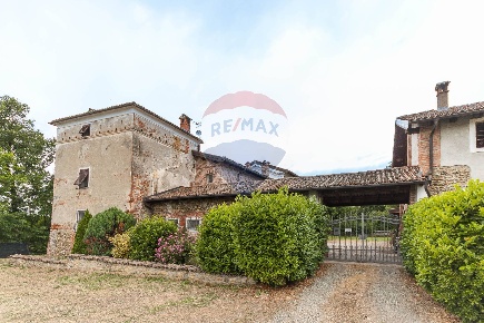 Foto Rustico in Strada Vallemme Villa Spinola, Capriata d'Orba Centro