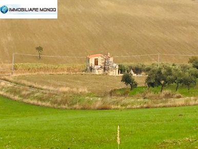 Foto Rustico in Ururi, Ururi di 95 m² con 3 locali in vendita
