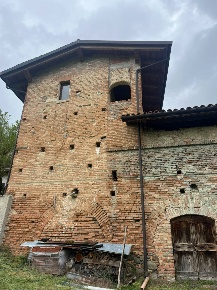Foto Rustico in via Monte Nero, Robella di 540 m² con 16 locali in vendita
