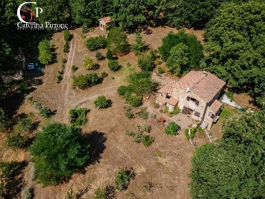 Foto Rustico in via delle Bastiole, Montieri di 511 m² con 12 locali