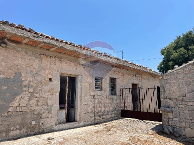 Foto Rustico in contrada palazzella, Modica Saitta di 120 m² con 4 locali