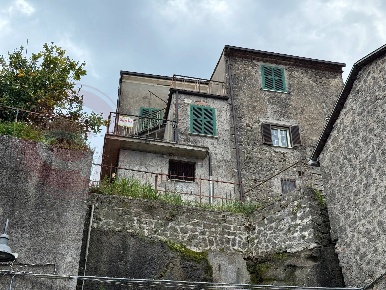 Foto Rustico in Via Madonna della Pace, Patrica Centro di 110 m² in vendita