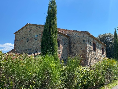 Foto Rustico a Pomarance Centro di 344 m² con 11 locali in vendita